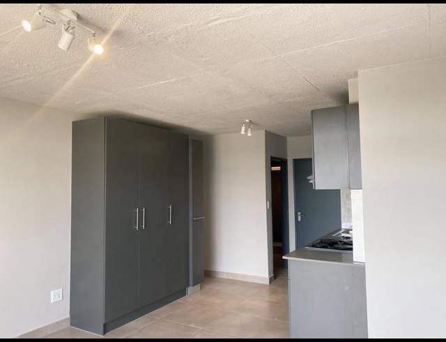 0 BEDROOM APARTMENT FOR SALE IN LYNNWOOD